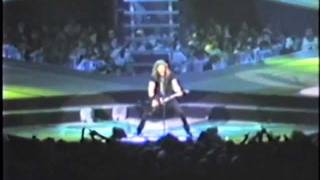 Metallica Live - Pre concert crap plus Enter Sandman - San Francisco Cow Palace 1992