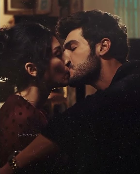 Esra Bilgic XXX kissing video viral shorts