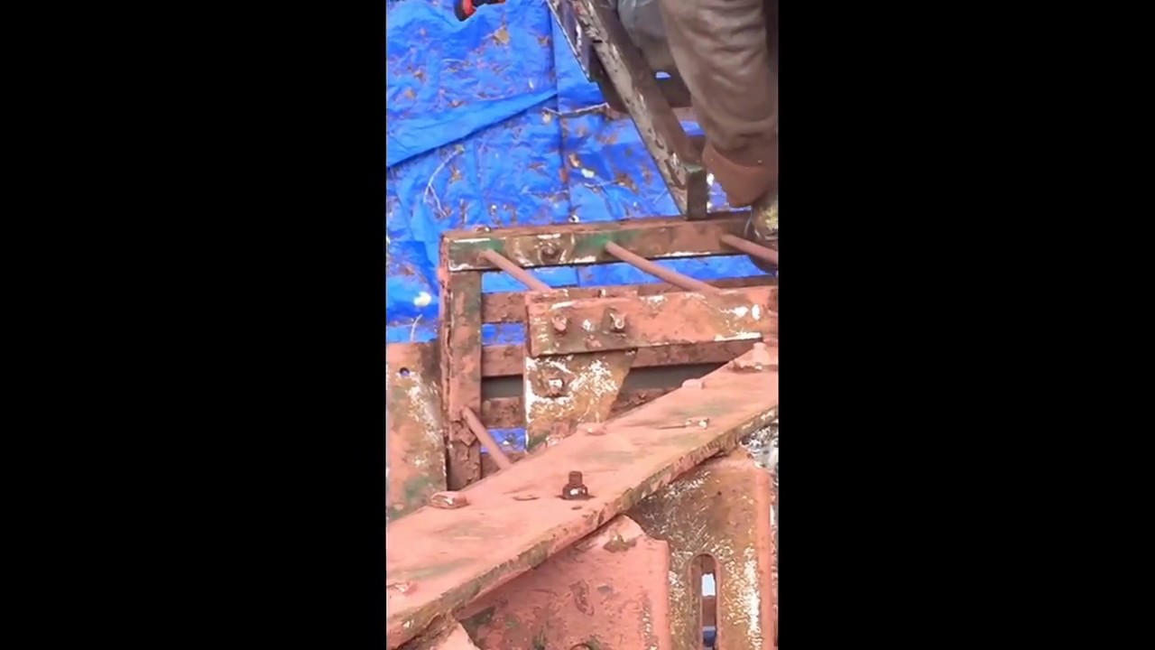 Fire escape paint Queens.                              917-254-0960