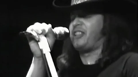 Lynyrd Skynyrd - Tuesday's Gone - 3/7/1976 - Winte...