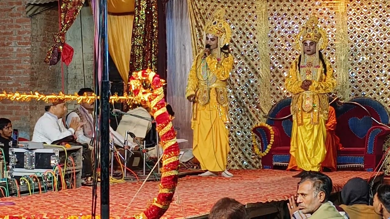 रही चन्द्रमा से सदा उच्च सीता हैं चन्दा कलंकित