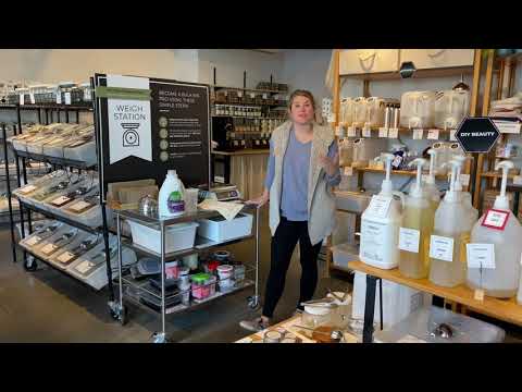 How to Shop in Bulk and Tare the Weight of Different Containers