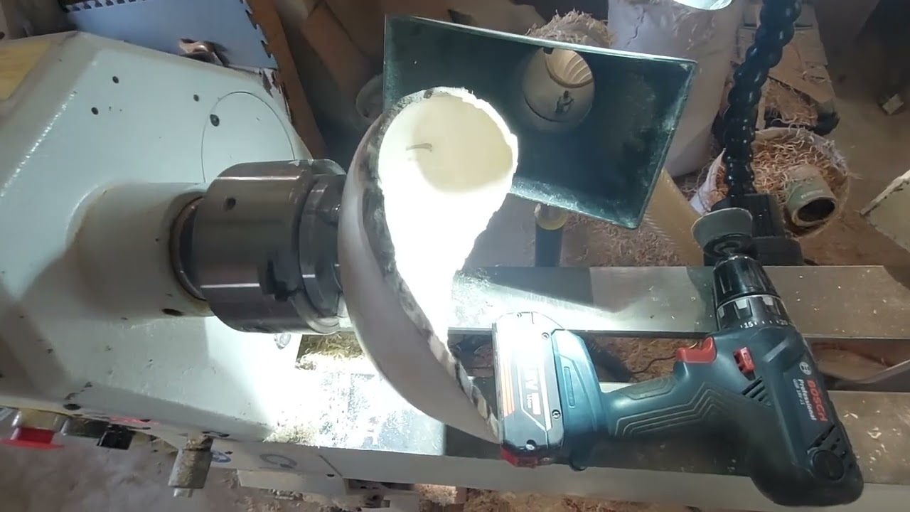 zdjela pa prirodnim rubom (korom )