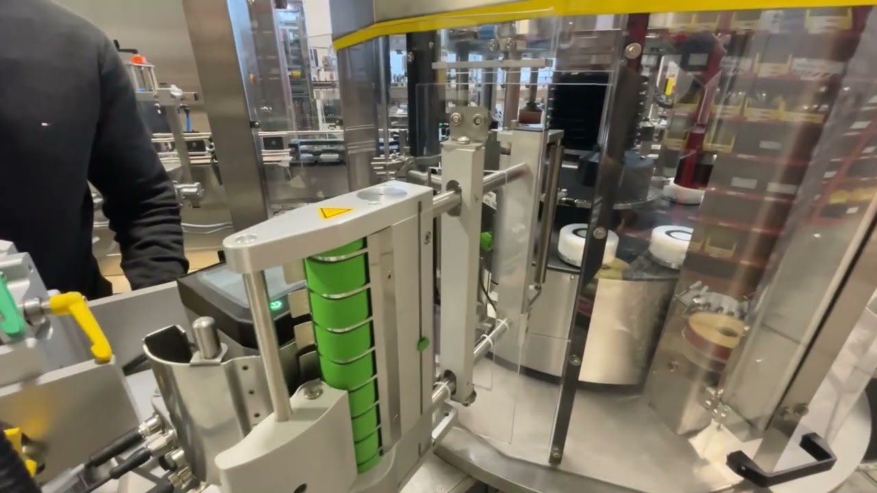 New Generation Rotary Labelers with SlimDesign & SecureLift