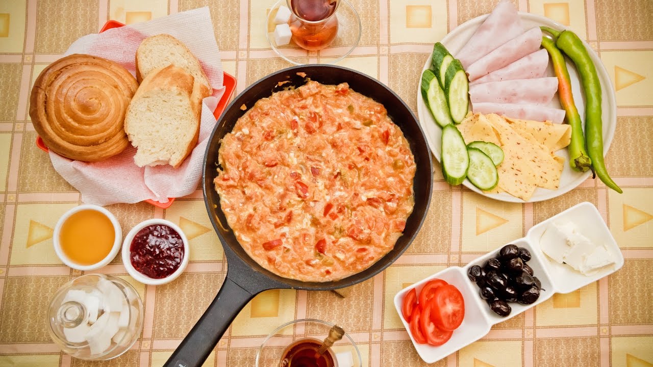 Менемен - Турецкий завтрак. Омлет с овощами. Воскресный завтрак. - YouTube