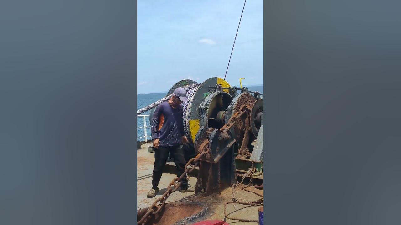 HOISTING ANCHOR BALL seaman seamanlife buhayinterisland shorts 