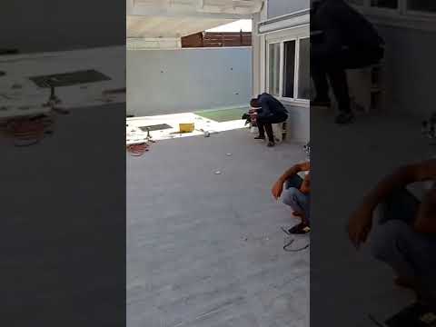 عمال سوق الجمعه