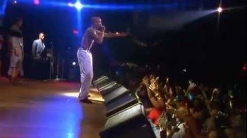 2Pac ft Jodeci - How Do U Want It (Live at the House of Blues)