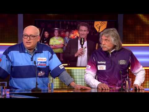Wilfred Genee - Rene vd Gijp - Johan Derksen in Darts kostuum (Europa League)