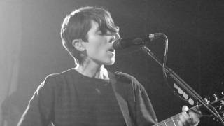 12/23 Tegan &amp; Sara - Knife Going In @ Manchester Academy, England 11/14/09