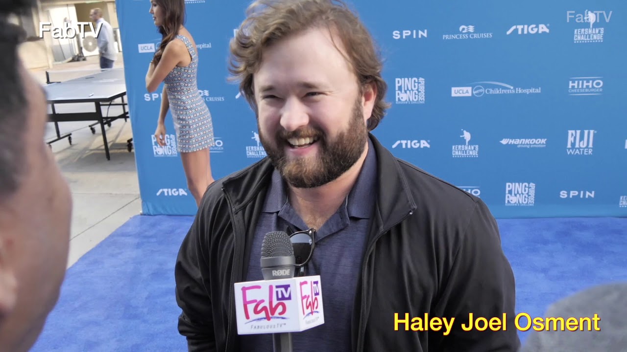 Download Actor Haley Joel Osment Dodgers Stadium Kershaw S Ping Pong For Android Wallpaper Actor Haley Joel Osment Dodgers Stadium Kershaw S Ping Pong For Android Free