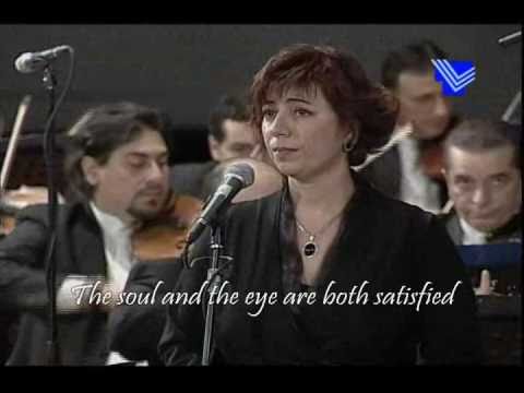 Ghada Ghanem sings "Layali al ounsi fi vienna"