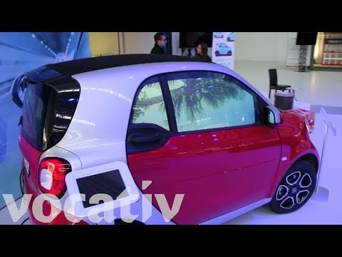 အင္တာနက္နဲဲ႕ခ်ိတ္ဆက္ၿပီး HD ဗြီဒီယိိုနဲ႕ ဓါတ္ပုံေတြျပသႏိုင္မည့္ ကားမွန္ (႐ုပ္သံ)