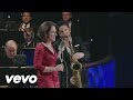 Medley: Eu Sei Que Vou Te Amar/Here We Are/Con los Años Que Me Quedan/Conga (Live Music Video)