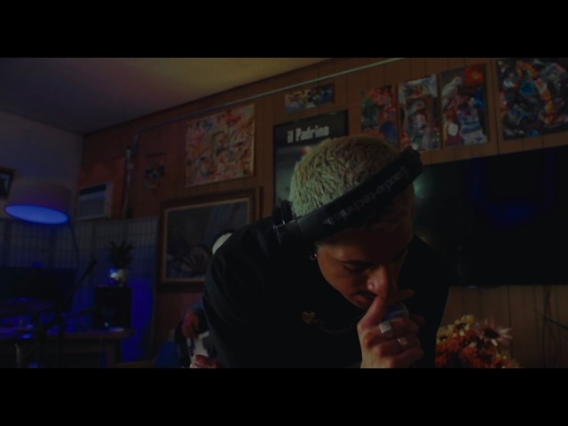 Eric Solitude - Suzy Honey (Live Performance)