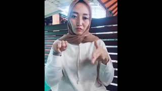 TikTok Ajeng Riana Putri