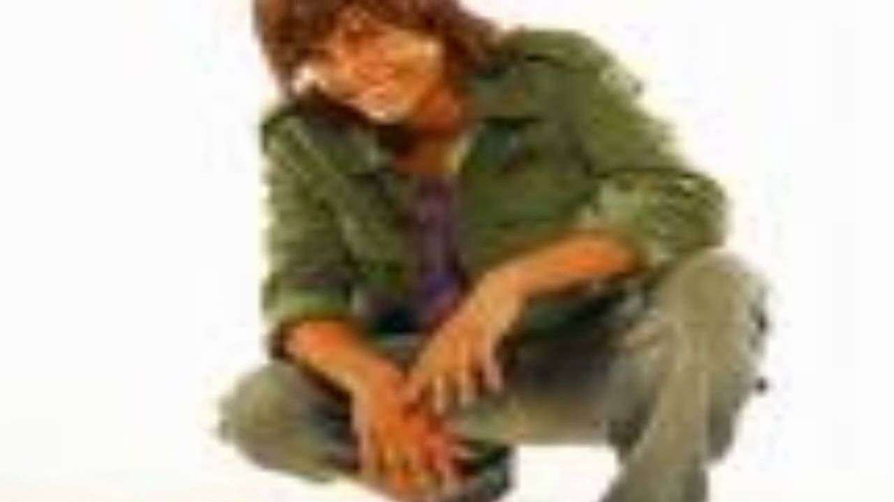 UN POCO MAS con letra