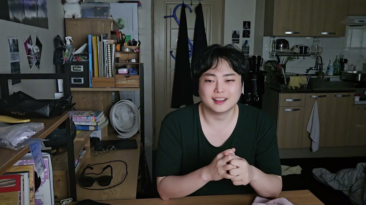 쓰레기 더미 속 씨앗