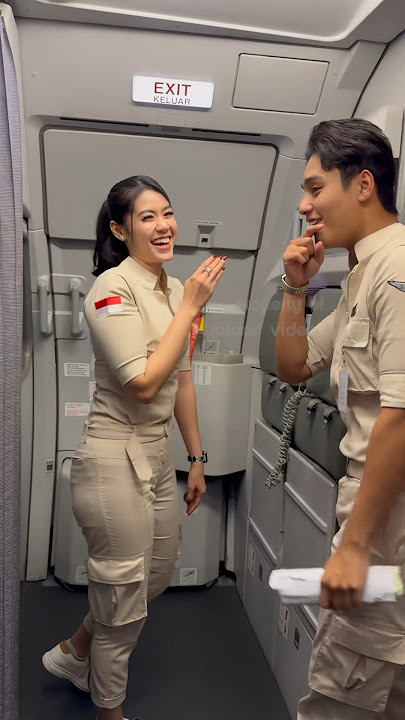 Tia Dan Lutfi, Pramugara dan Pramugari Paling Viral Lagi Bercanda tawa