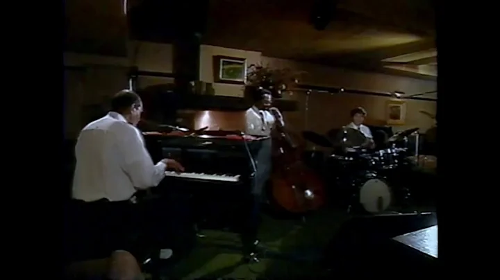 Bish Bash - The Walter Bishop, Jr. Story - Jazz Vi...