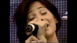 NATALIE IMBRUGLIA SMOKE