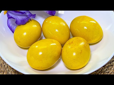 Как красиво покрасить яйца куркумой Как оригинально и красиво покрасить яйца на Пасху без химии