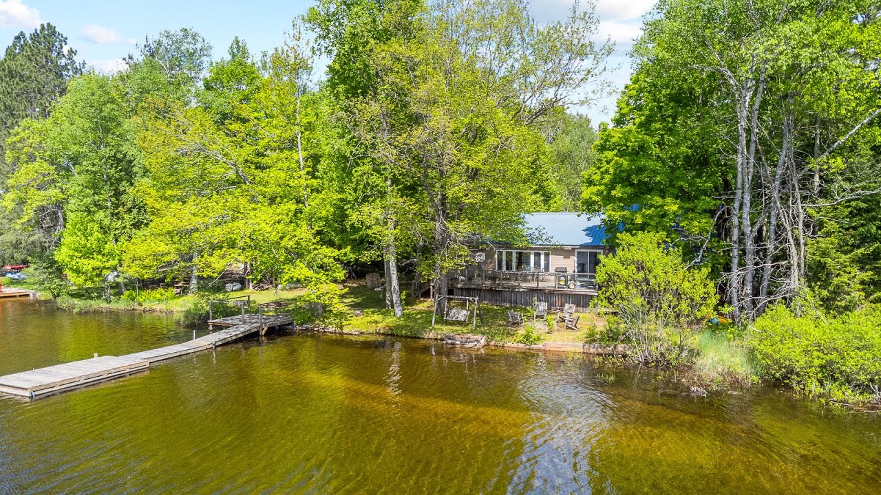 FOR SALE: 1036 Shirleys Road - Haliburton Lake