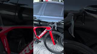 Trek madone slr 800 oclv . Dá 1XX . Liên hệ 0904047646