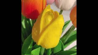 PVN55240 Hoa tulip giả lá thẳng chất liệu PU cao cấp dùng để chụp ảnh, decor, trang trí nhà cửa.