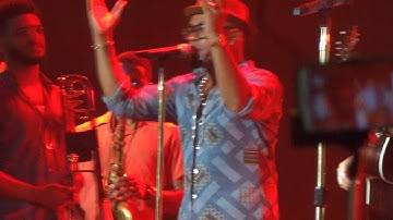 Bruno Mars - Lazy Song (Bruno Mars Live in Jakarta 2014)