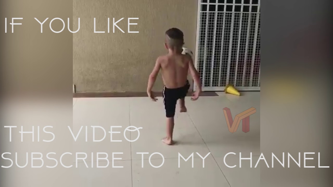 camera iphone 8 plus apk junior cristiano ronaldo playing football in home || Viral Today