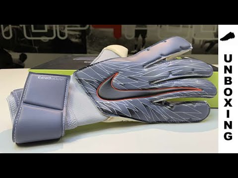 nike vapor grip 3 goalkeeper gloves black