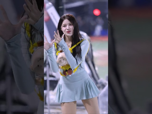 kt위즈 이예빈치어리더 무반주 피리춤 아웃송 직캠 #shorts #이예빈 #치어리더 #응원  #직캠 #영상 #kt위즈 #아웃송