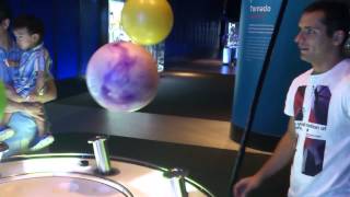 FLYING BALLS FUN by KOPACZ 85 views 10 years ago 18 seconds