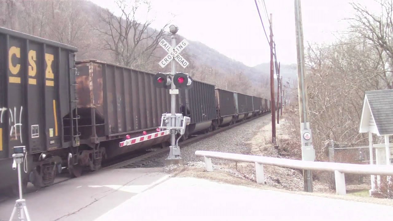 CSX EASTBOUND AT EAST BANK, WEST VIRGINIA 3 7 2010 YouTube