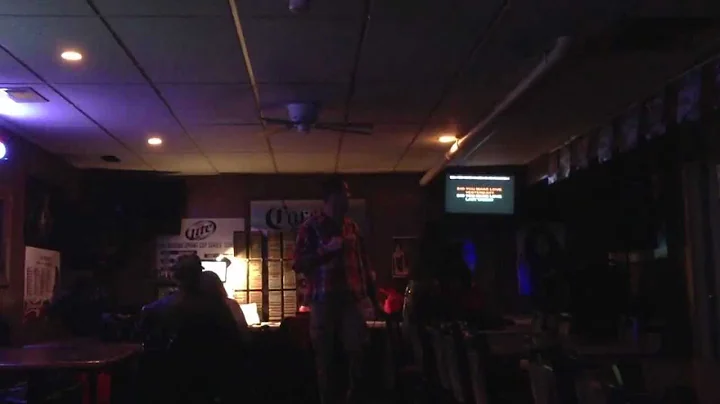 Jeff Shackelford singing his rendition of Strokin ...