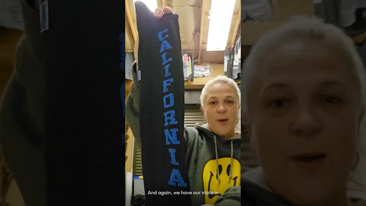 Custom Socks, Coach Approved! 🏋️‍♀️💪 Empower Your Team Today! 