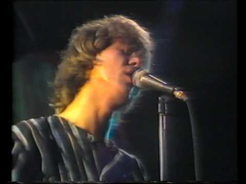 Teardrop Explodes: Suffocate.