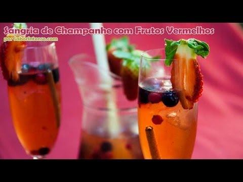 Vídeo: Sangria Com Champanhe E Morangos