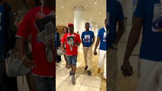 THE WELCOME MR. BLUE AND HIS WIFE RECEIVED IN DUBAI IS CRAZY.....