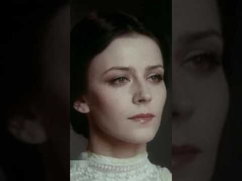 14 июня 1956 года родилась Елена Сафонова. #нашиактеры #еленасафонова #зимняявишня #ютубдлявсех