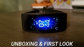 Gear Fit 2 Unboxing & First Look