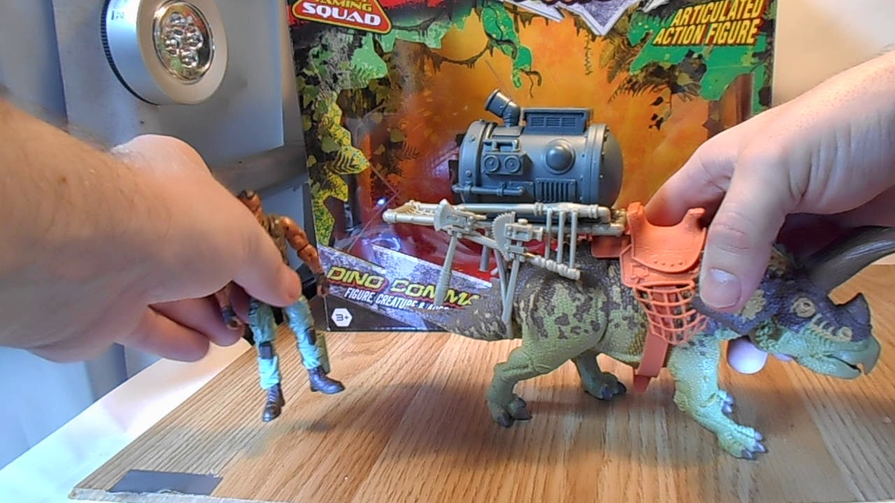 Lanard 2017 Jurassic clash dinosaur Triceratops with dinosaur 3.75" Commander figure review