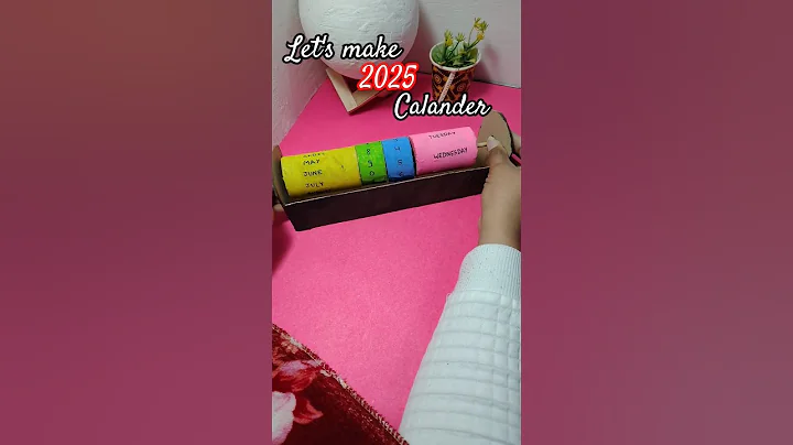 Diy calendar 😱#craft #diy #calendar #2025 #tablecalendar