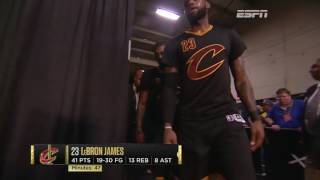 LeBron James Walks Back To The Locker Room After Warriors Win 2017 NBA Finals screenshot 3