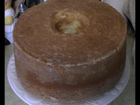 Southern pound cake made from scratch with instructions and recipe showing how to make a pound cake