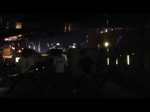 ホストに勧誘された者達【ヲタ芸】