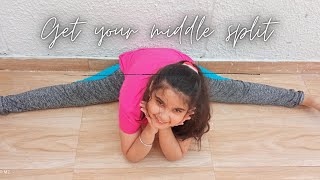 Get your middle splits | Tutorial by Krishvee Dhawan screenshot 5