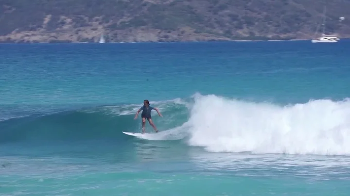 Lily Pierce surf clips