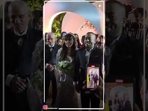 انطلاق فرح تامر عاشور ووالد نانسي نور يسلمها له وسط فرحة الحضور 